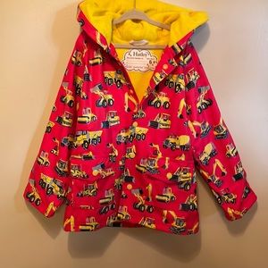 Hatley Raincoat with trucks Sz6. Like New!